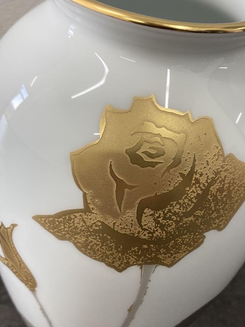 大倉陶園　OKURA　金蝕薔薇文　花瓶　N　6265 大倉陶園 金蝕バラ 花瓶 23cm 2A／2016 | ブランド洋食器専門店
