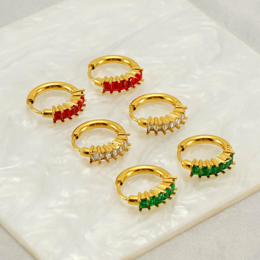 Women's Hoop Earrings,18K Gold Plated Stainless Steel Cubic Zirconia Round Hoop Huggie Earrings Birthday Party Jewelry Gift