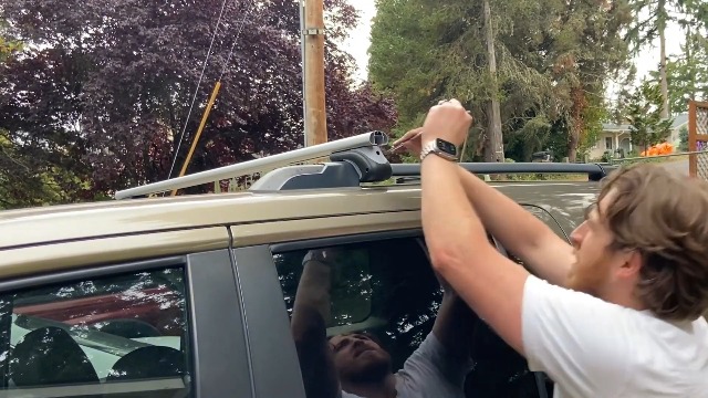 CARVERTON 55" Adjustable Roof Rack Cross Bars - Universal Aluminum Bars For Cars Without Side Rails