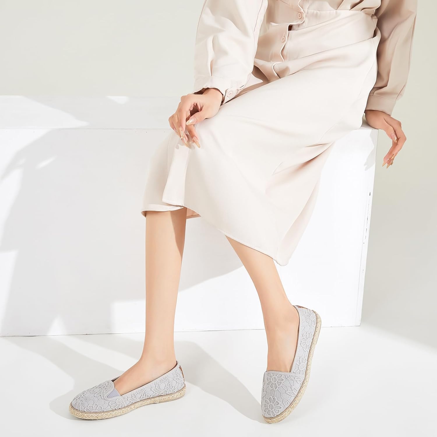 BABUDOG Women's Flats with Flower Embroideried,White Lace Ballet Flats,Comfortable Dress Flats - Image 2