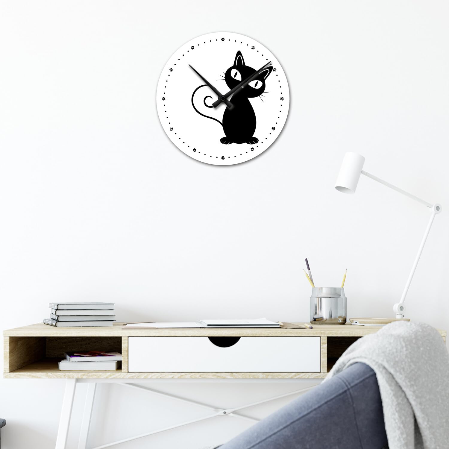 Giallobus - Reloj de línea Basic - Gato Negro - Madera de MDF - Basic 30x30 - Mecanismo silencioso - Listo para Colgar - Modernos