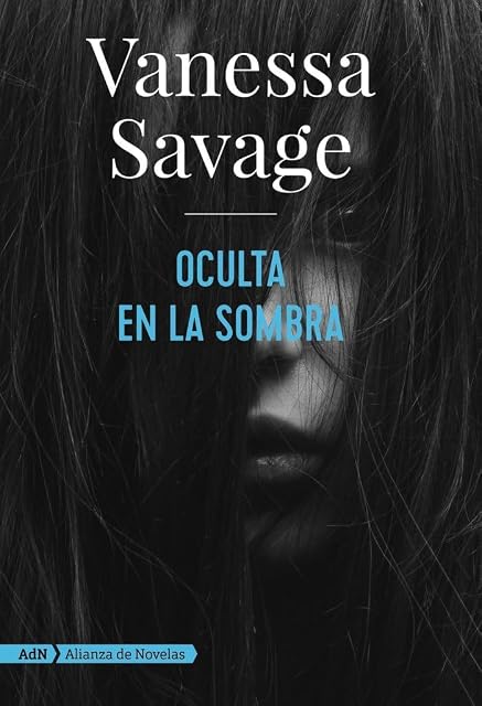Portada de Oculta en la Sombra