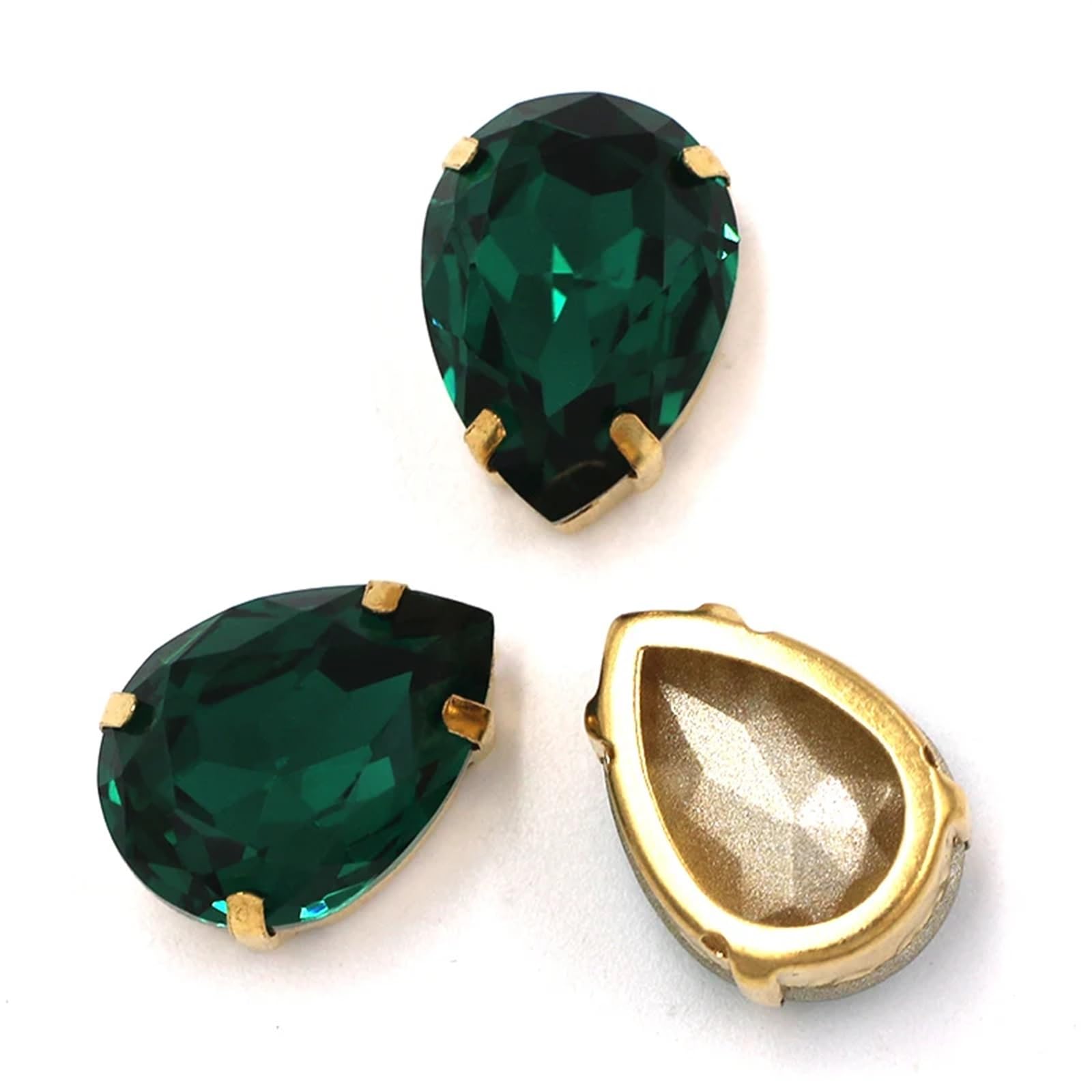 Pedrería para coser verde en forma de lágrima con engaste dorado de 20x30mm pack de 12 piezas