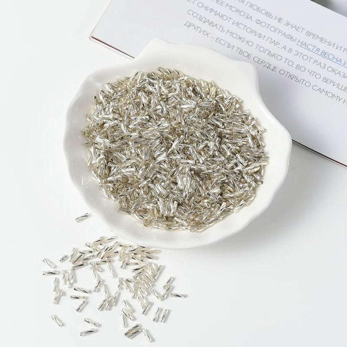 Kit de fabricación de pulseras, cuentas de tubo de corneta de cristal, 300/1500 piezas de 2 x 6 mm, cornetas giratorias para manualidades, joyas y accesorios, perfecto para proyectos de ropa y costura