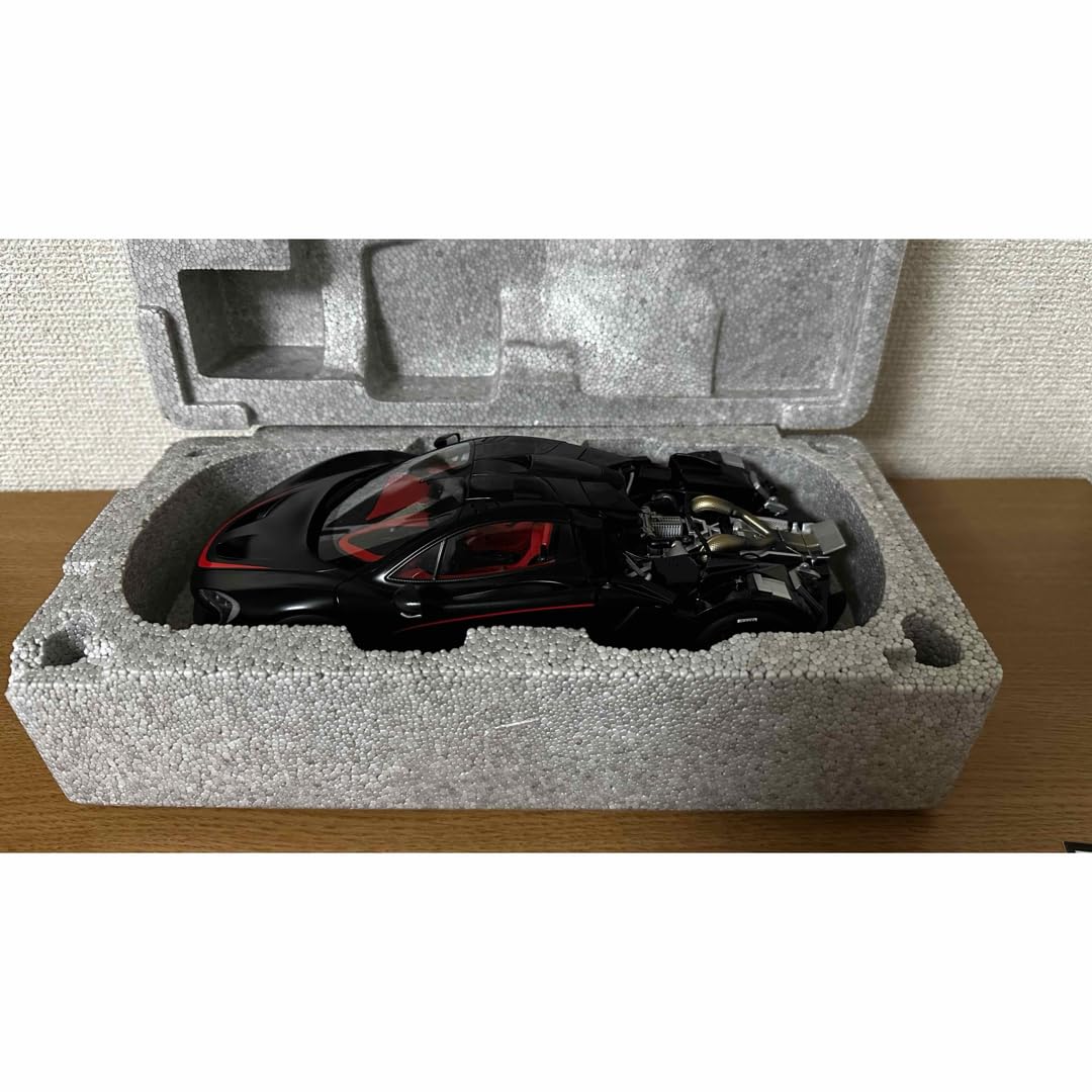 AUTOart マクラーレン P1（マット・ブラック／レッド） Amazon.co.jp: AUTOart 1/12 マクラーレン P1 マット・ブラック