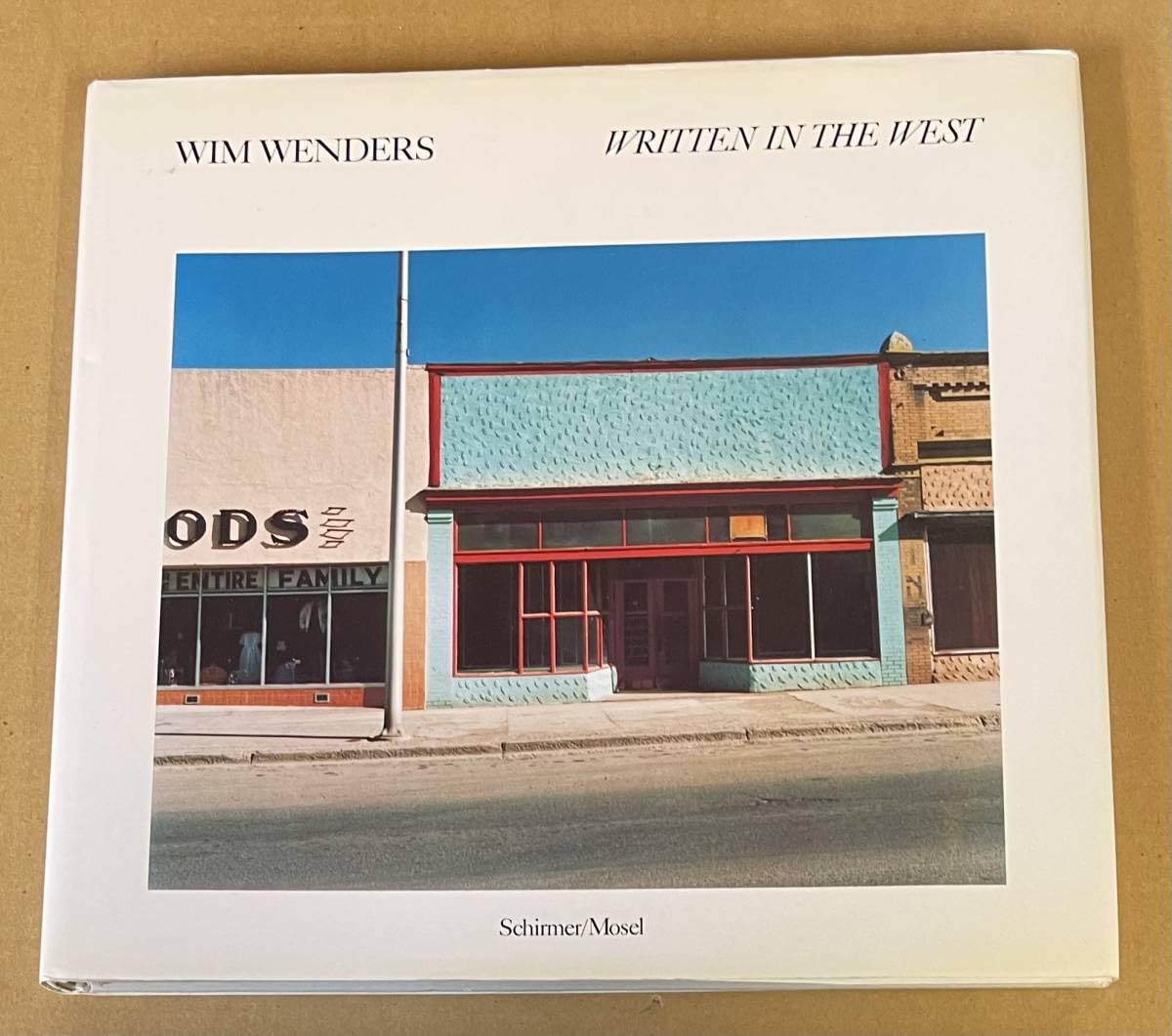 Written in the West　ヴィム・ヴェンダース写真集 Amazon.co.jp: Wim Wenders Written in the West ヴィムヴェンダース