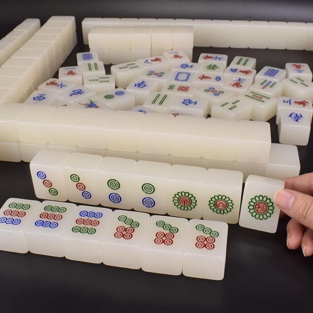 Entretenimiento de Mahjong de Cristal Blanco de Jade 144 fichas grabadas y Caja de Madera.