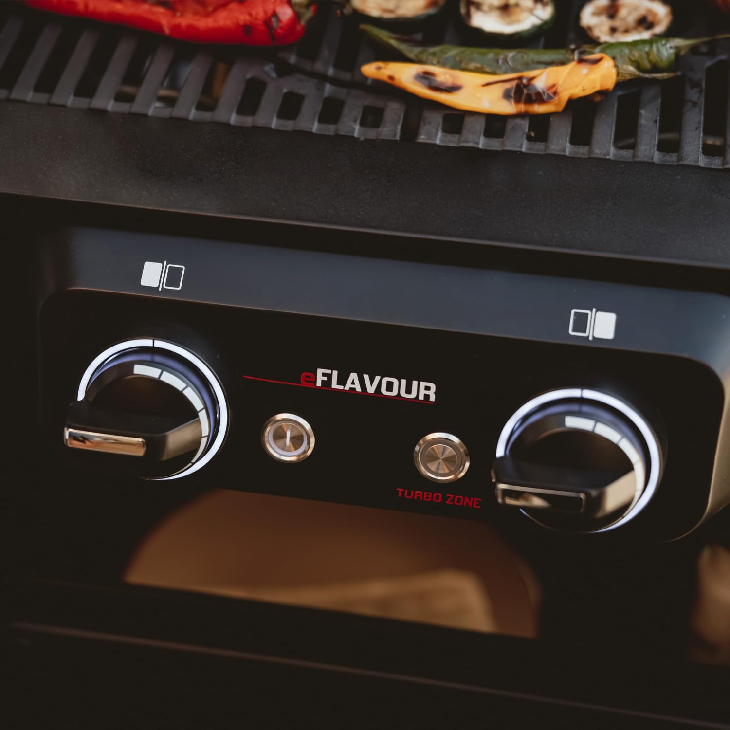 Enders® Elektrogrill eFLAVOUR 2 Turbo, doppelwandige Garhaube, integriertes Thermometer, abklappbare Seitenablagen, 3kW Turbo Zone™, 2 Heizzonen je 1500 Watt, Switch Grid™, Simple CLEAN™ #97156