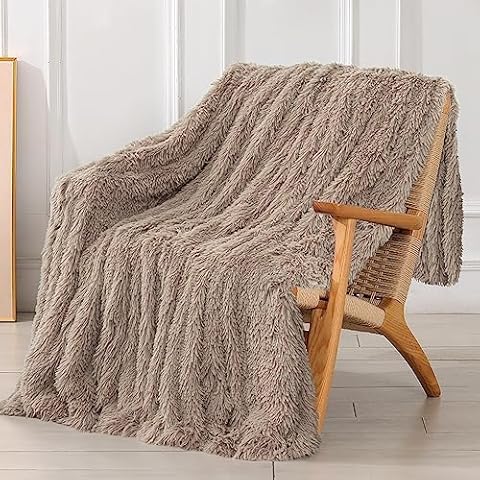Tuddrom Faux Fur Throw Blanket Cover
