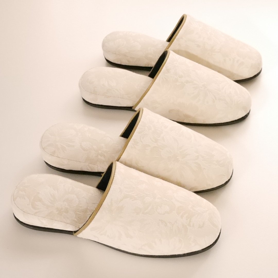 Amazon | [Chausse'] 4足セット 来客用スリッパ フラワー刺繍 通年用