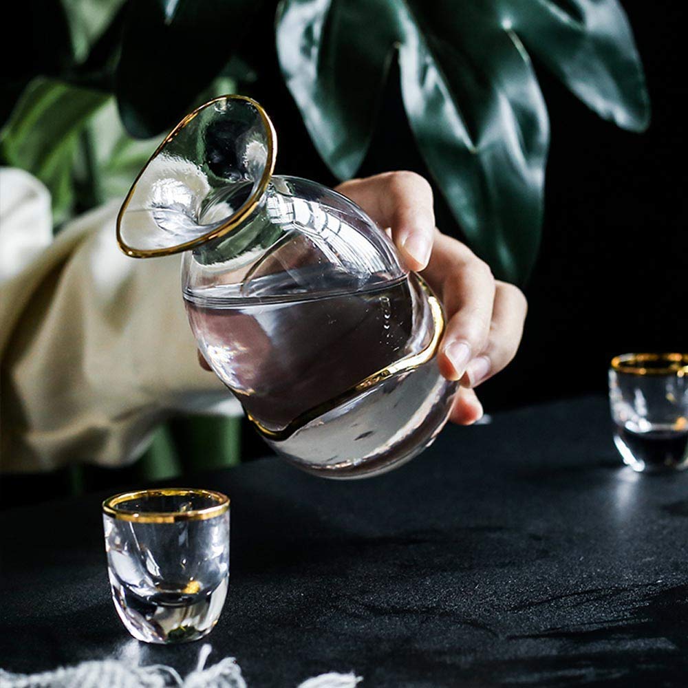 7-częściowy zestaw szklanych sake, zestaw kieliszków do wina w stylu japońskim, kubki rzemieślnicze ze złotą krawędzią, 1 butelka i 6 filiżanek, do zestawów zimnych/ciepłych/gorących sake/Shochu/zasta