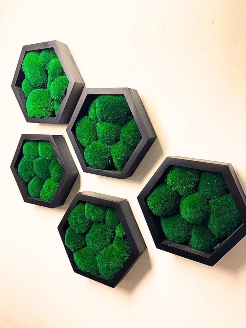 Pillow Moss Hexagons