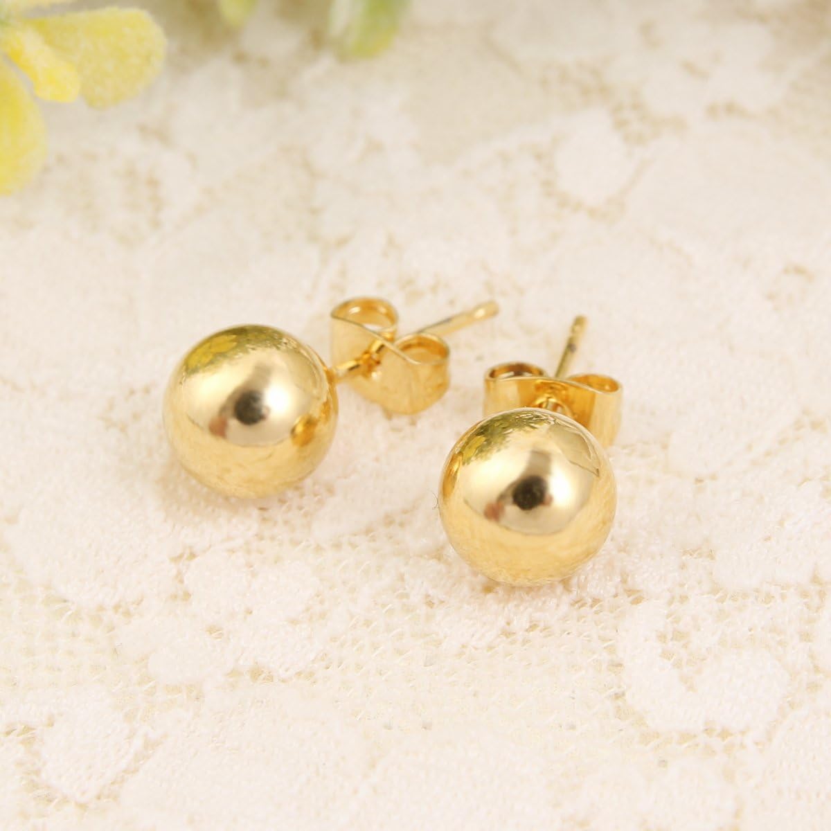 24k Yellow Gold Round Ball Stud Earrings 4mm 6mm 8mm 10mm