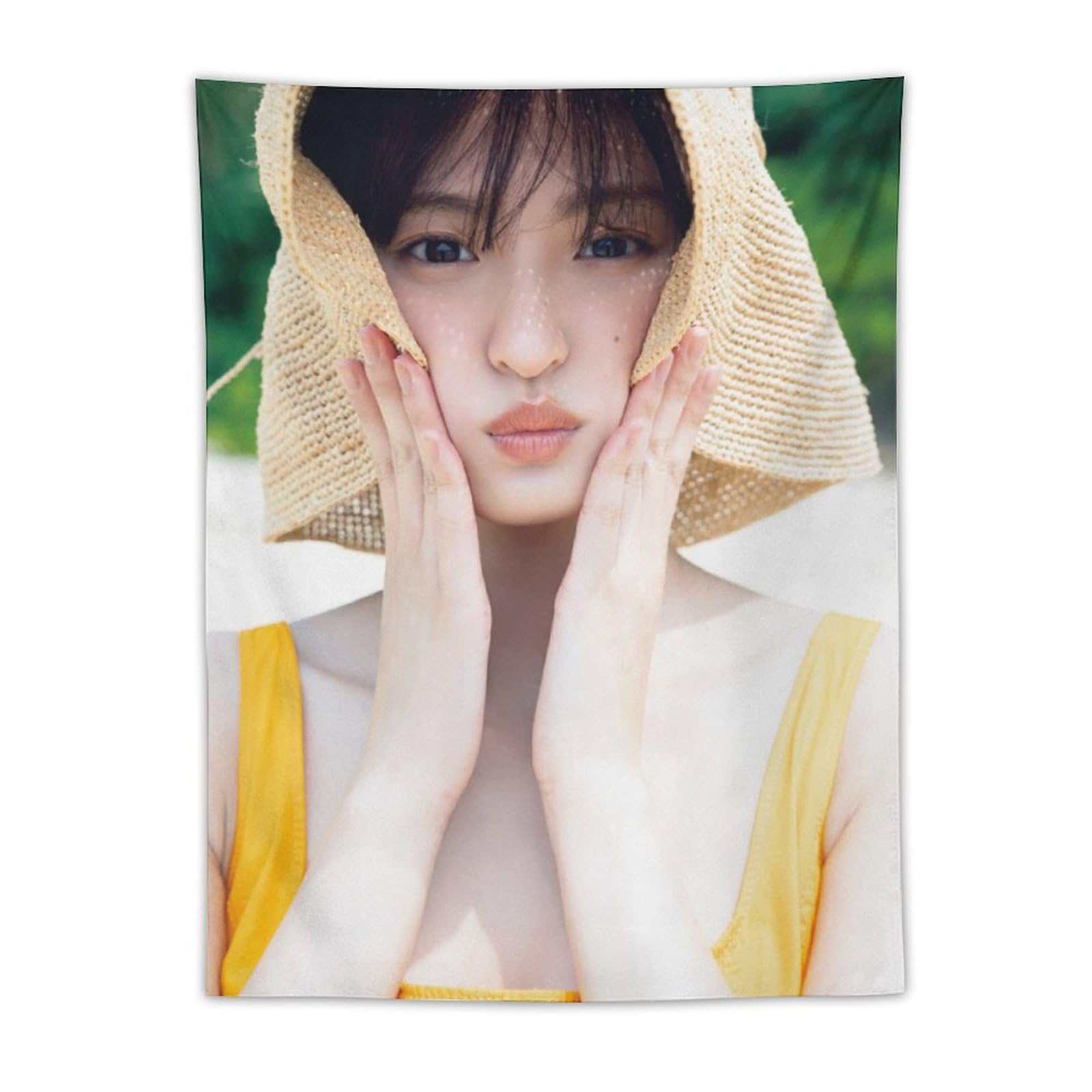 Amazon.co.jp: 遠藤さくら(乃木坂46)最新グラビア水着画像タペストリー