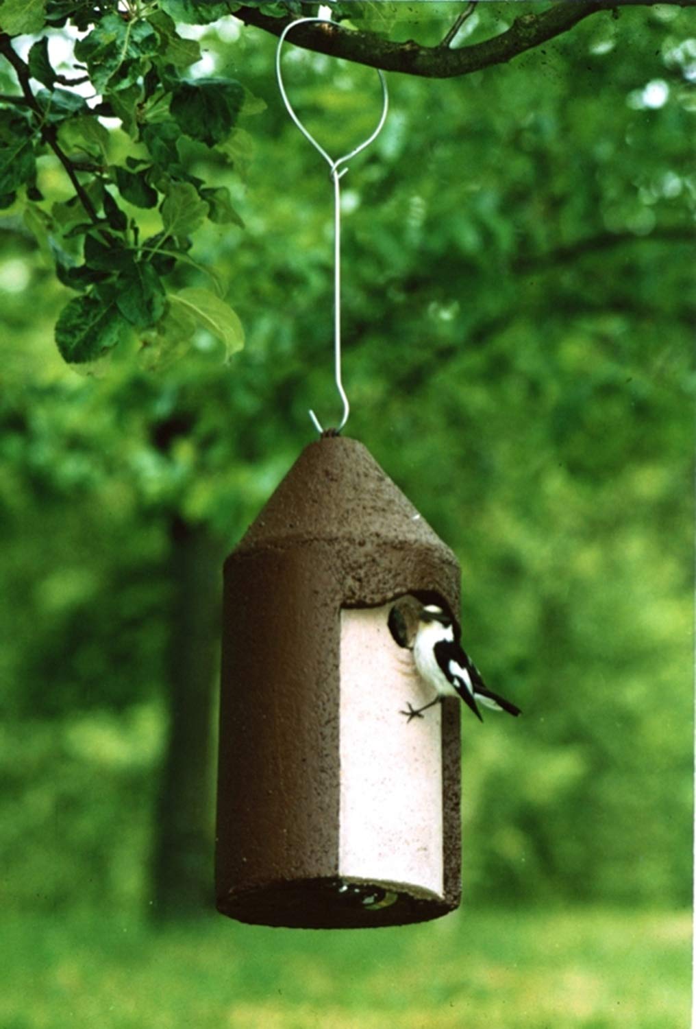 Naturschutzprodukt Nisthöhlen Satz 2 Stück Typ 2M Nisthilfe freihängend FG Vogelhöhle Flugloch 32 mm