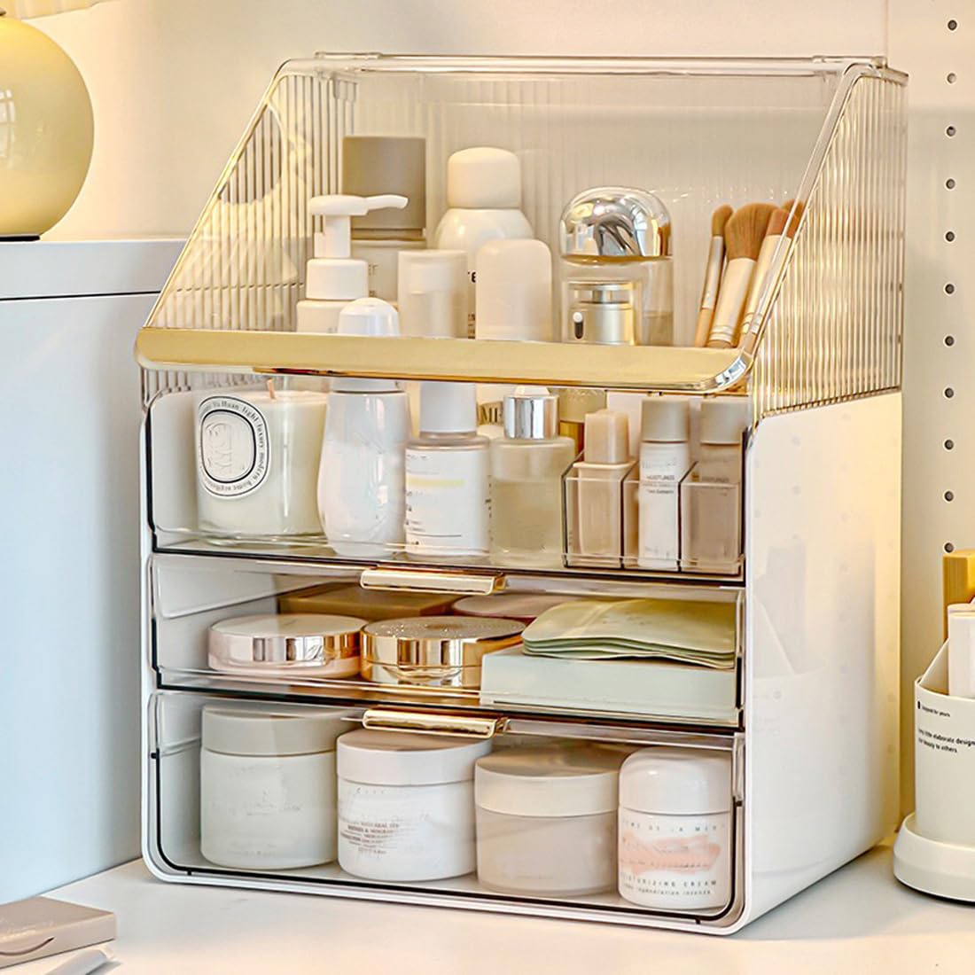 Kousee Organizer per trucchi, 3 strati, grande capacità, espositore per cosmetici con 2 cassetti, organizer per cosmetici per bancone del bagno, piano di lavoro per vanità, camera da letto, bianco