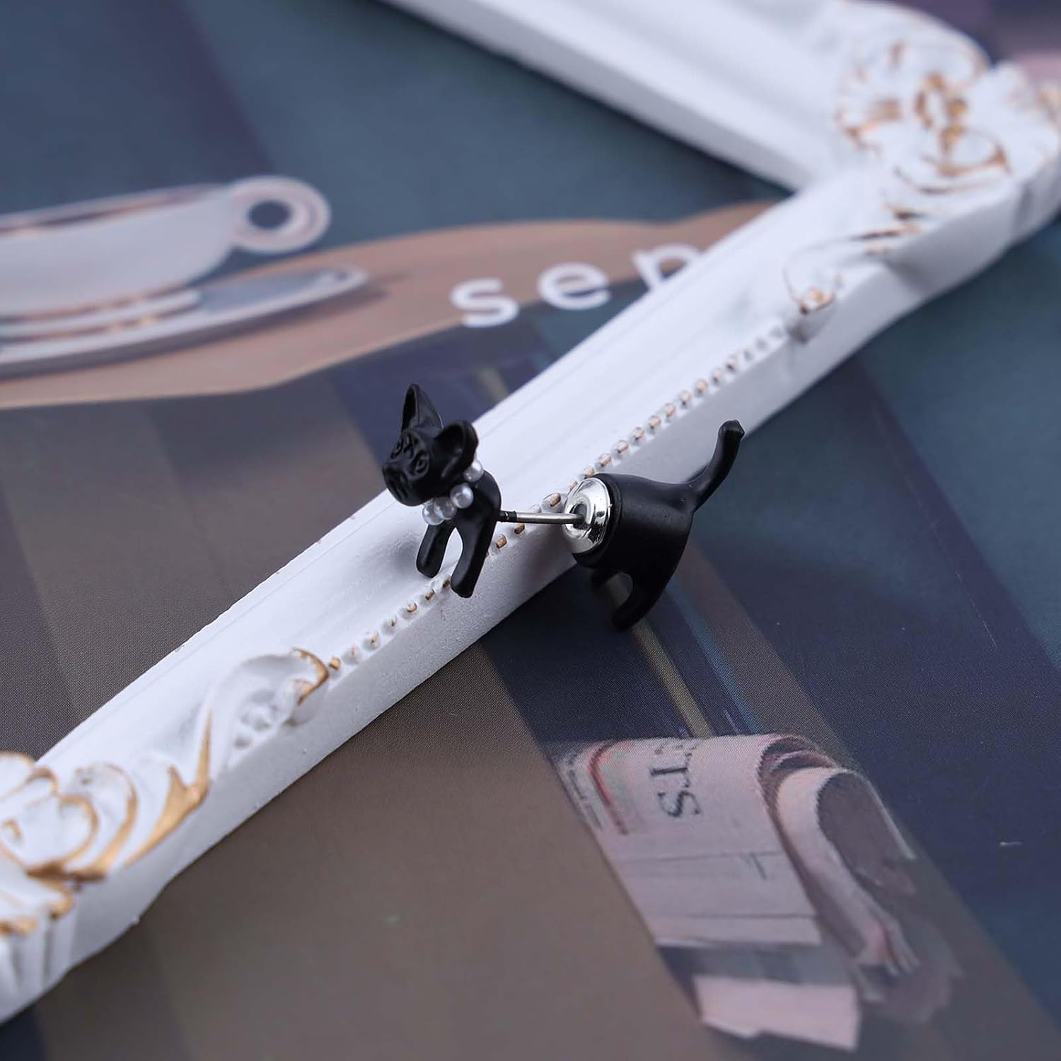 Vintage Black Cat Ear Jacket Earrings Cat Stud Earrings Funny Gothic Cat Earrings Black Exaggerated Animal Earrings Jewelry for Women - Image 3