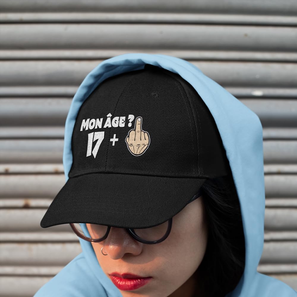 Bramart Casquette Homme Femme 17 + 1 Cadeau Anniversaire 18 Ans Idées Originales Cadeaux Âge pour Lui pour Elle Taille Unique Casquette Noire à Visière