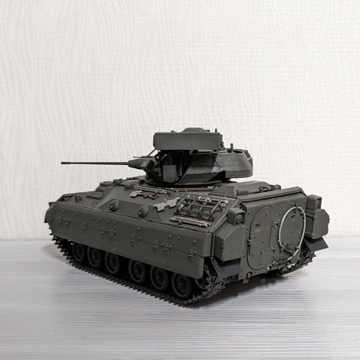Amazon.co.jp: 1/35 アメリカ軍 M2 ブラッドレー 歩兵戦闘車