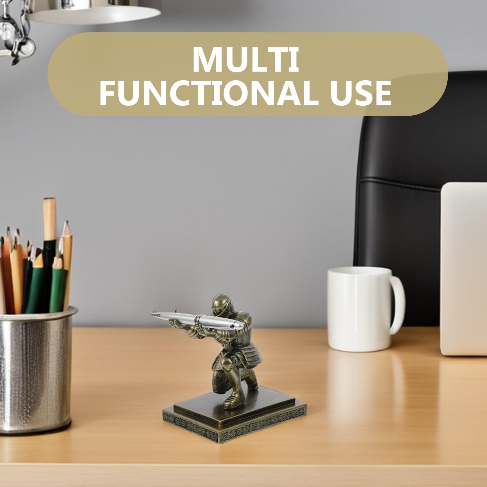 Ritter Dekorativer Stifthalter aus Kunstharz mit Stabilem Sockel in Gold und Multifunktionalem Design für Schreibtischorganizer und Büroaccessoires