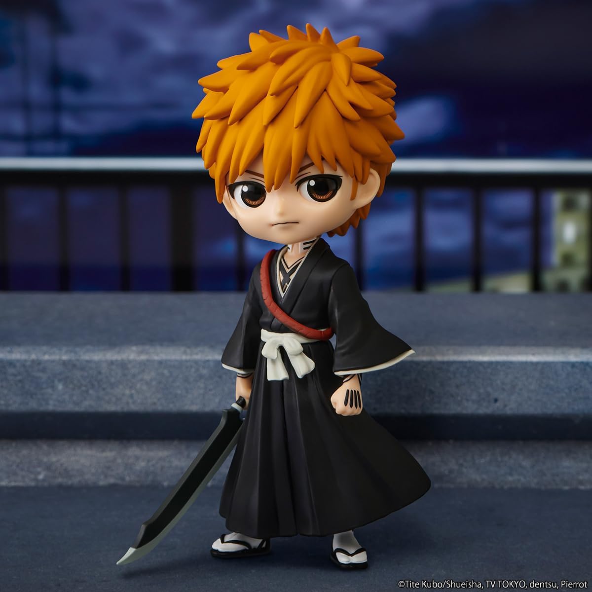 Banpresto - Bleach - Ichigo Kurosaki (Thousand Year Blood War Version A), Bandai Spirits Q posket 5.5 Inch (Pack of 1)