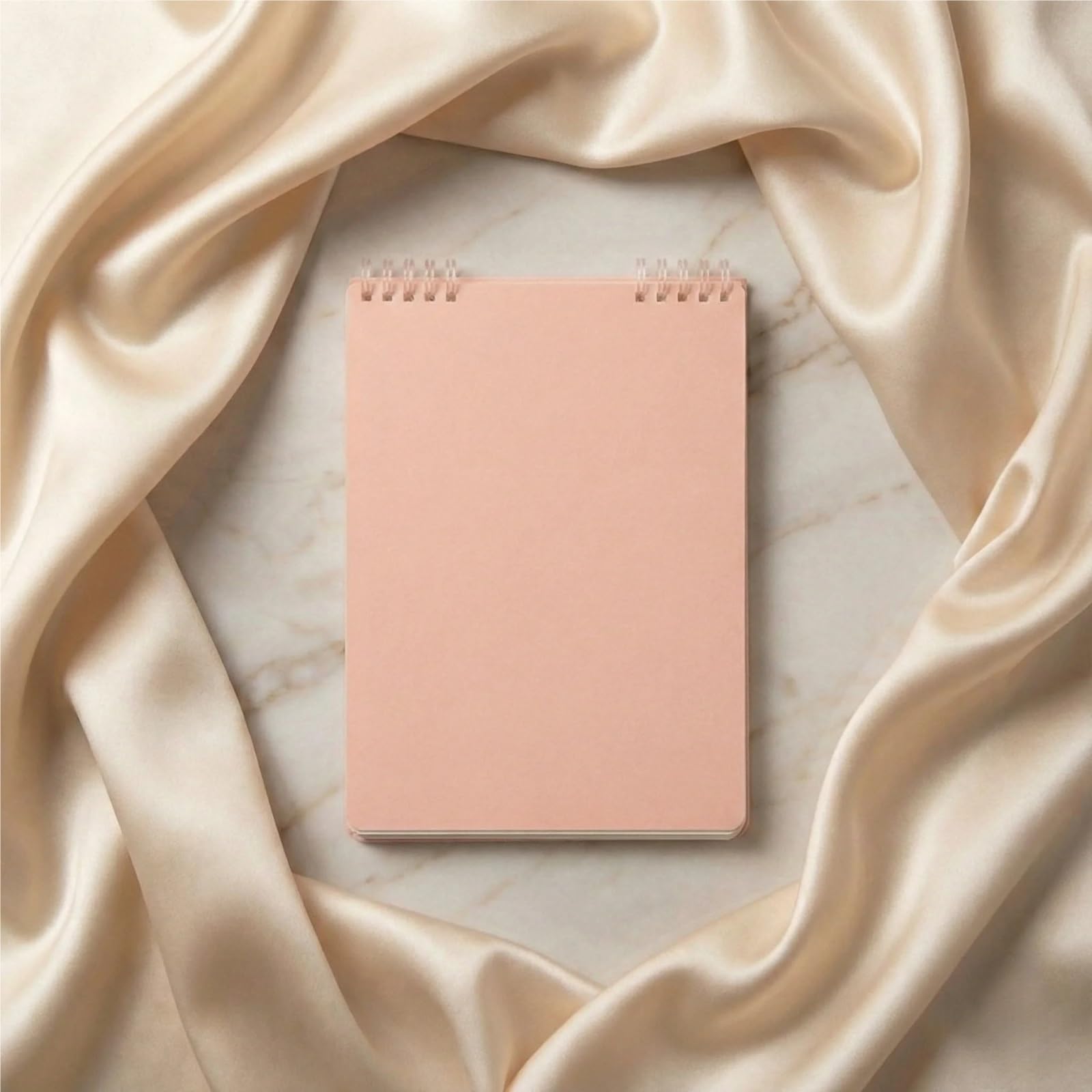 Papier ligné épais de cahier à spirale vertical rose