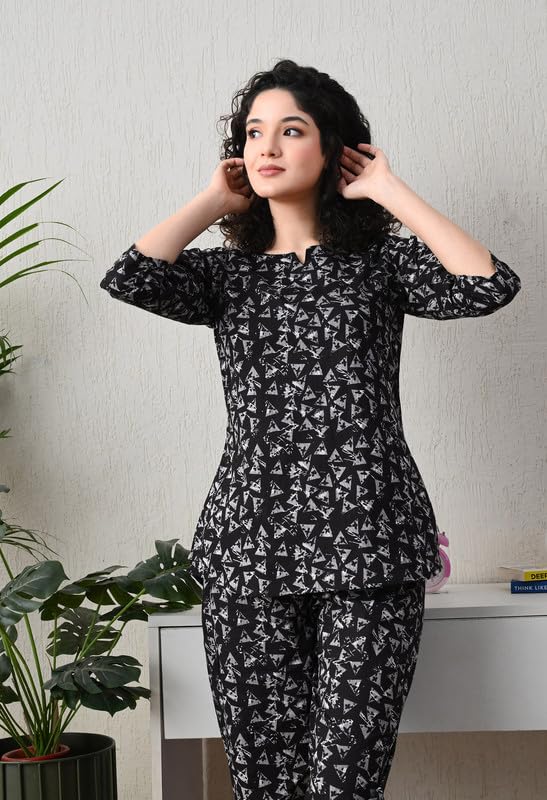 Image of Ichaa Women's Cotton Printed Round-Neck Night Suit Set with Pocket