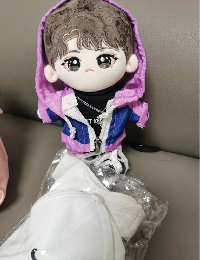 20cm 王一博 跨年 ぬいぐるみ本体 陳情令 お洋服別売 20cm 王一博 跨年 ぬいぐるみ本体 陳情令 お洋服別売