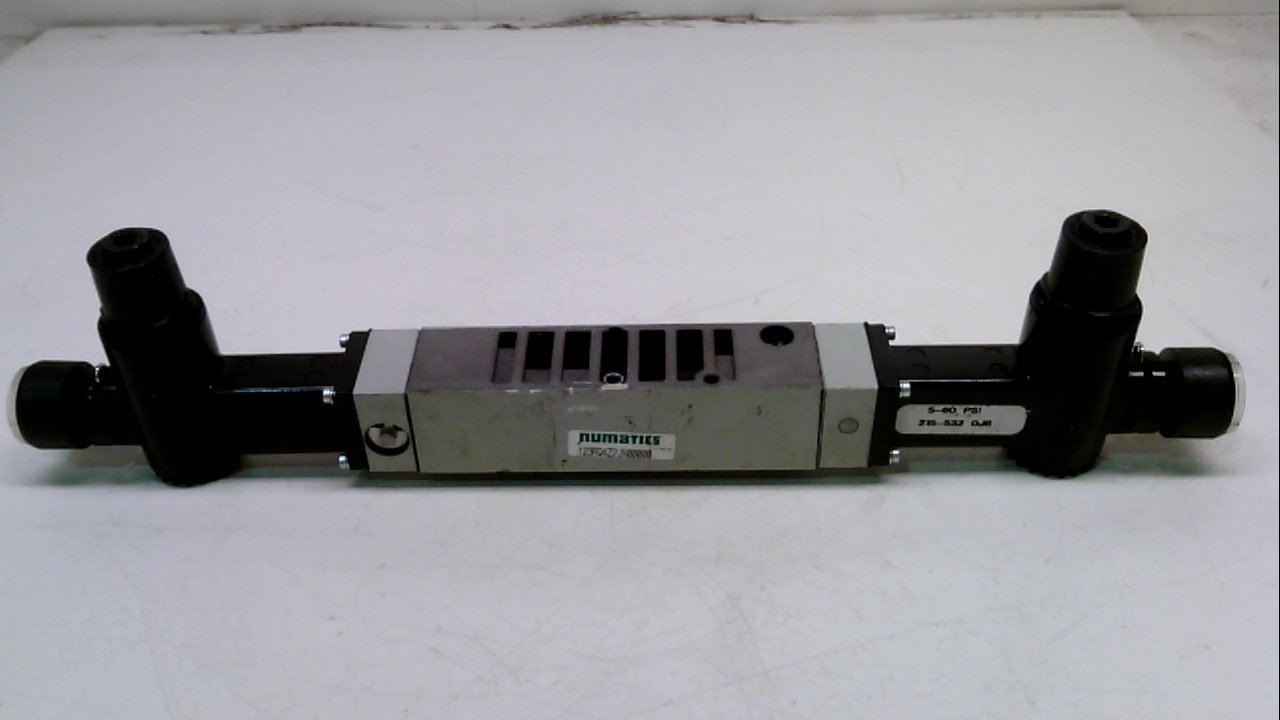 123RQ4Z2JN00000 Series 2012 Dual Pressure Regulator/Base w/Relieving Checks 5-60 PSIG Plug-in Assy Double Z Board 3/8 NPTF