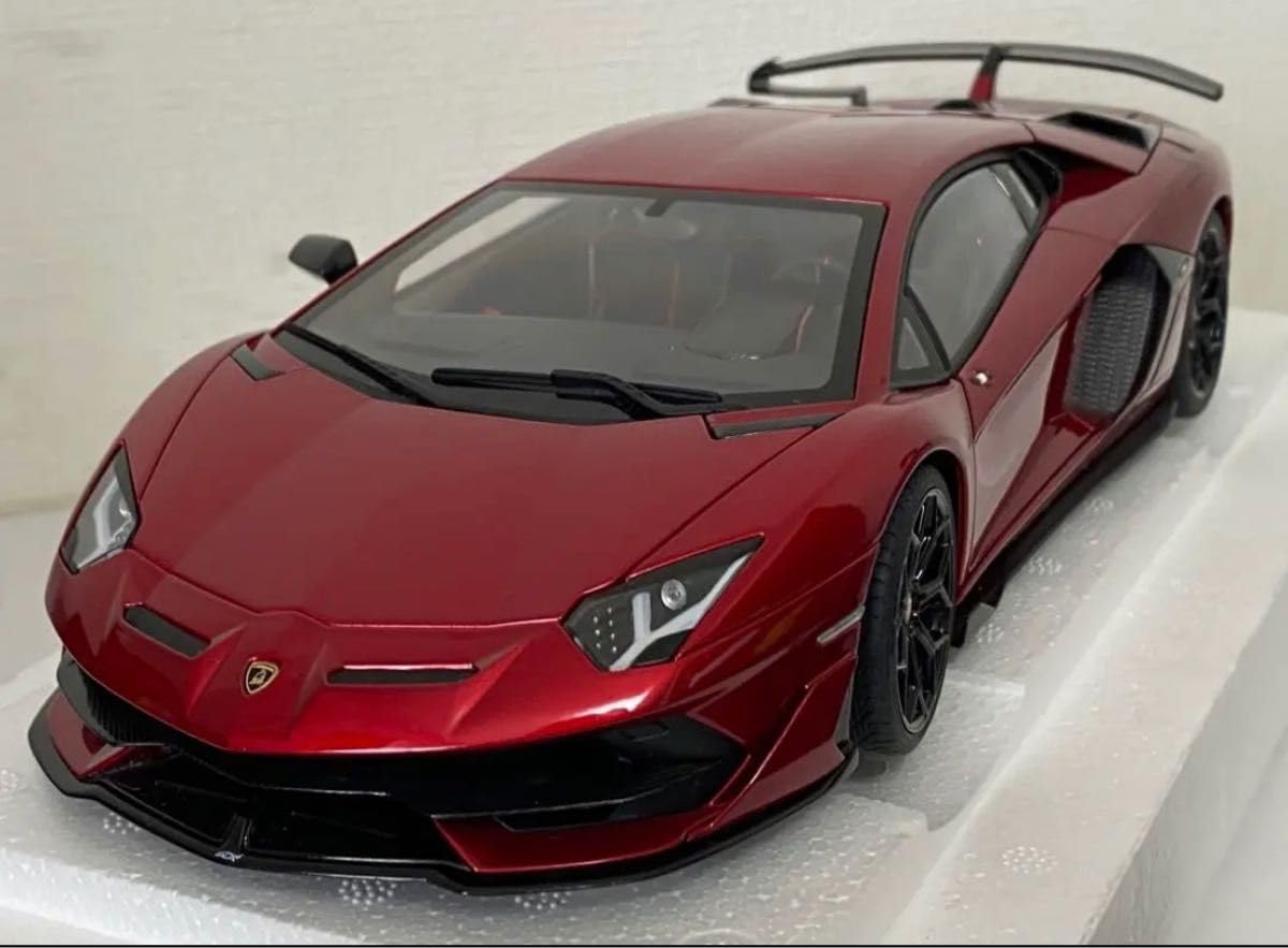 Amazon.co.jp: オートアートランボルギーニアヴェンタドール