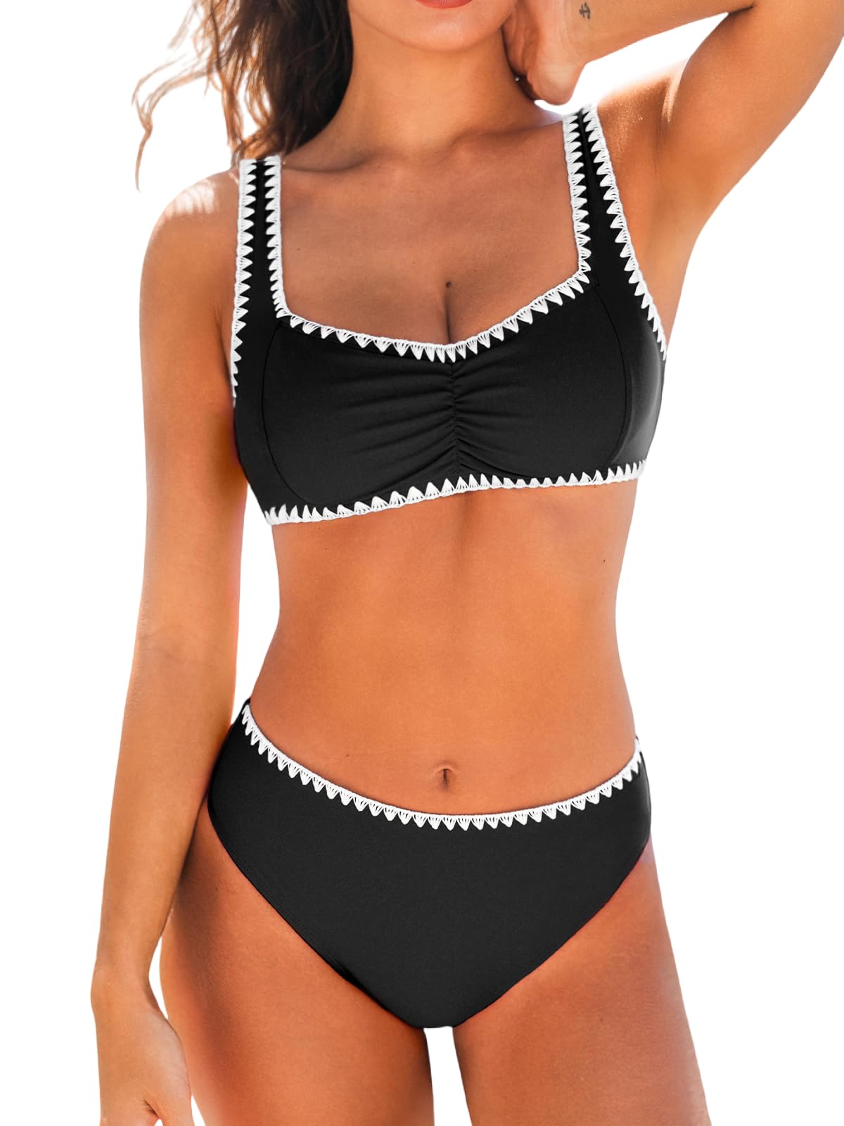 CUPSHE Conjunto de bikini para mujer, cuello corazón, tirantes anchos ajustables, traje de baño con costuras y tiro medio