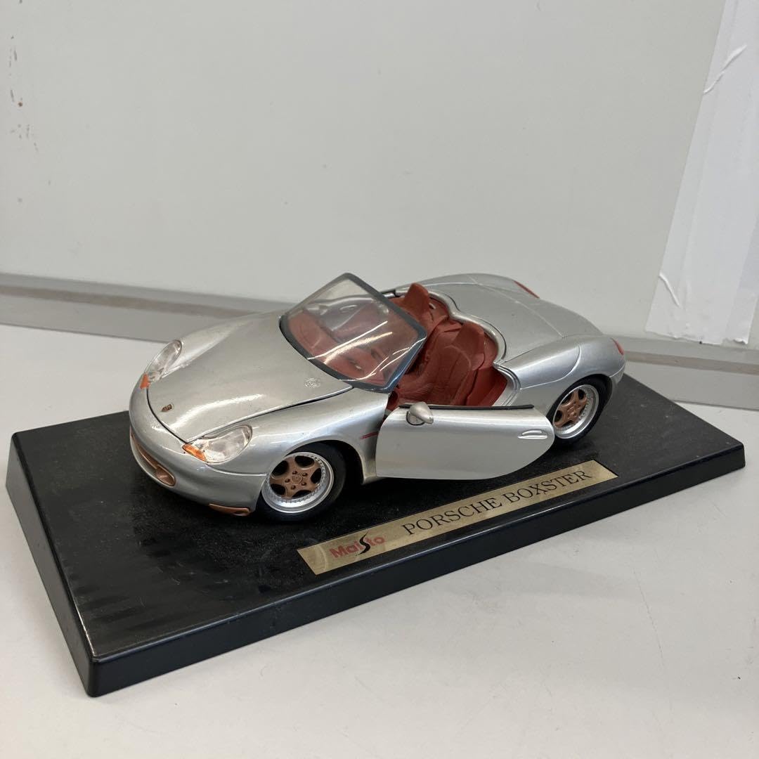 マイスト　ポルシェ　ボクスター Maisto (マイスト) ポルシェ ボクスター 1/18 台座欠品