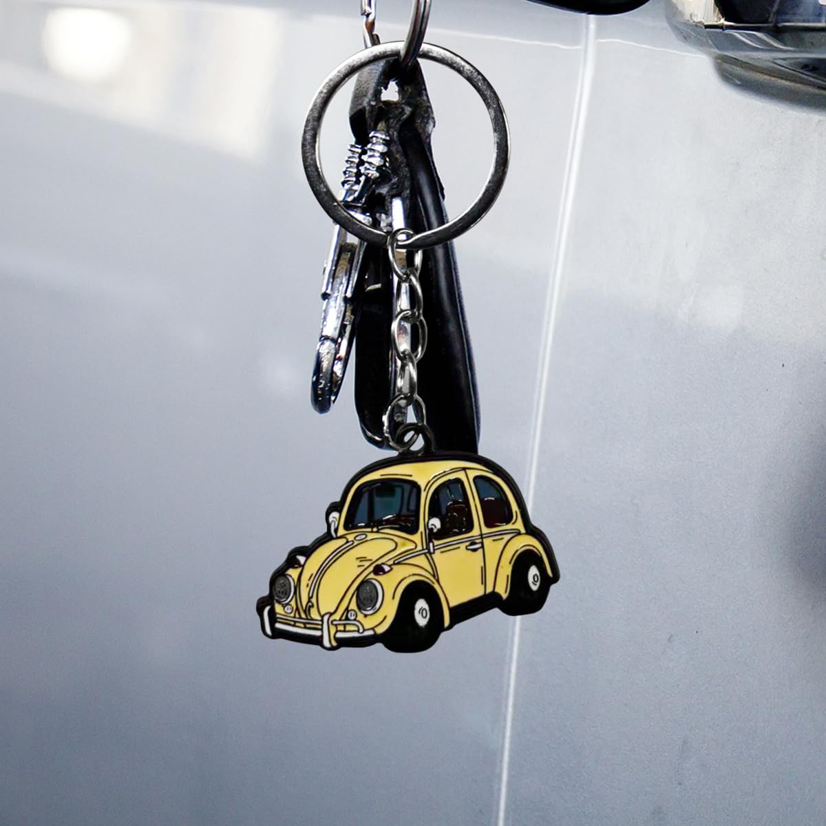 Cute Mini Car Keychain Funny Metal Key Ring Charm Fashion Auto Key Holder Car Accessories Present for Men