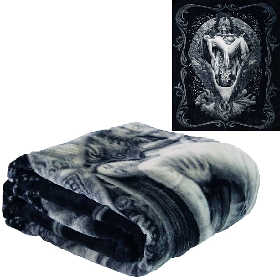 Amazon.com: Plush Throw Blanket - Alma Azteca - Queen Bed 79
