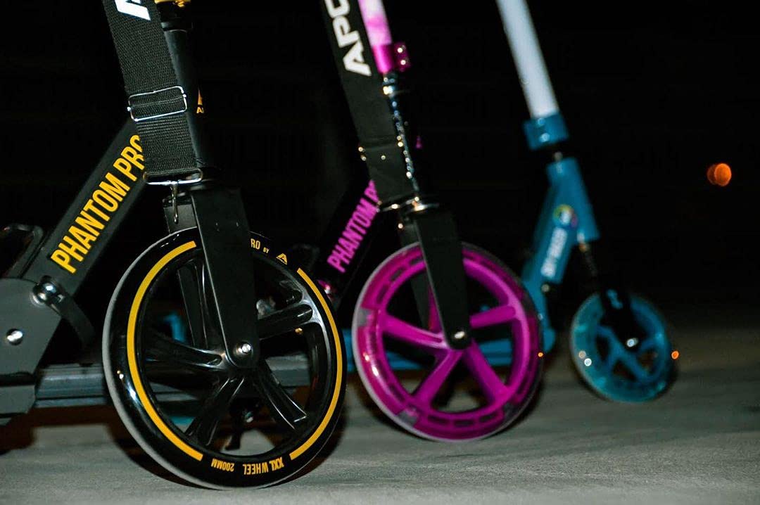 Apollo Trotinette aux Roues XXL - 200mm - Trotinette Freestyle de Ville Phantom Pro - City Scooter Pliable et à Hauteur Ajustable pour Adultes et Enfants