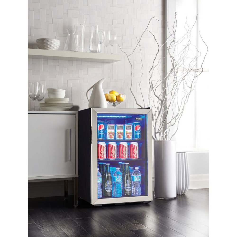 Amazon.com: Danby 95 Can Free Standing Beverage Center Mini Fridge w/ Glass  Door (4 Pack) : Appliances