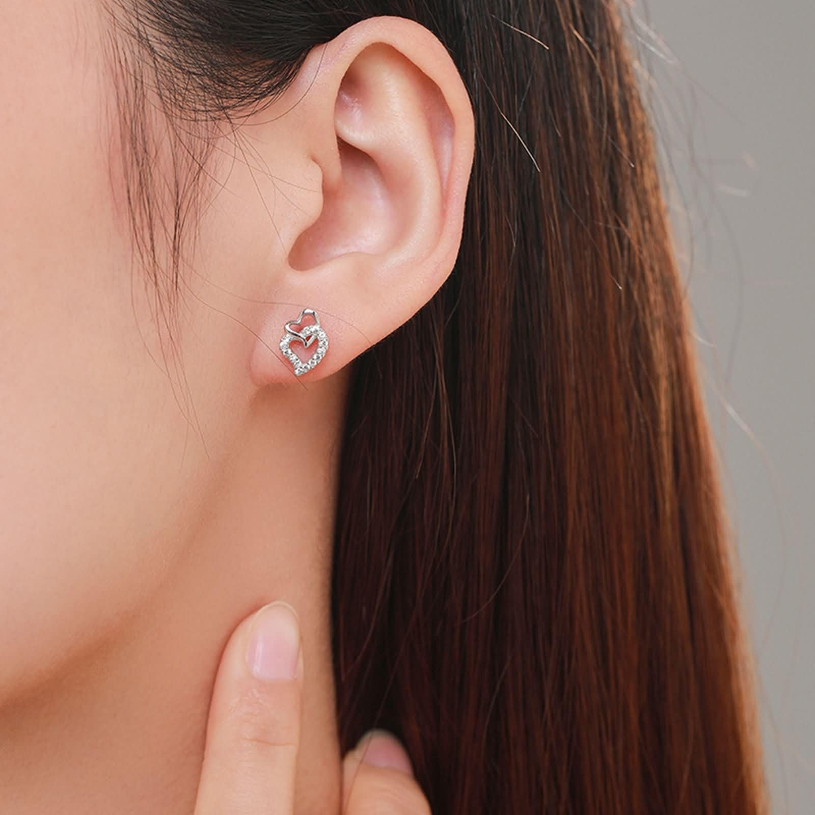 Pendientes de oro de 9/14/18 quilates para mujer, oro real, corazones entrelazados, aretes de tuerca pavé de moissanita