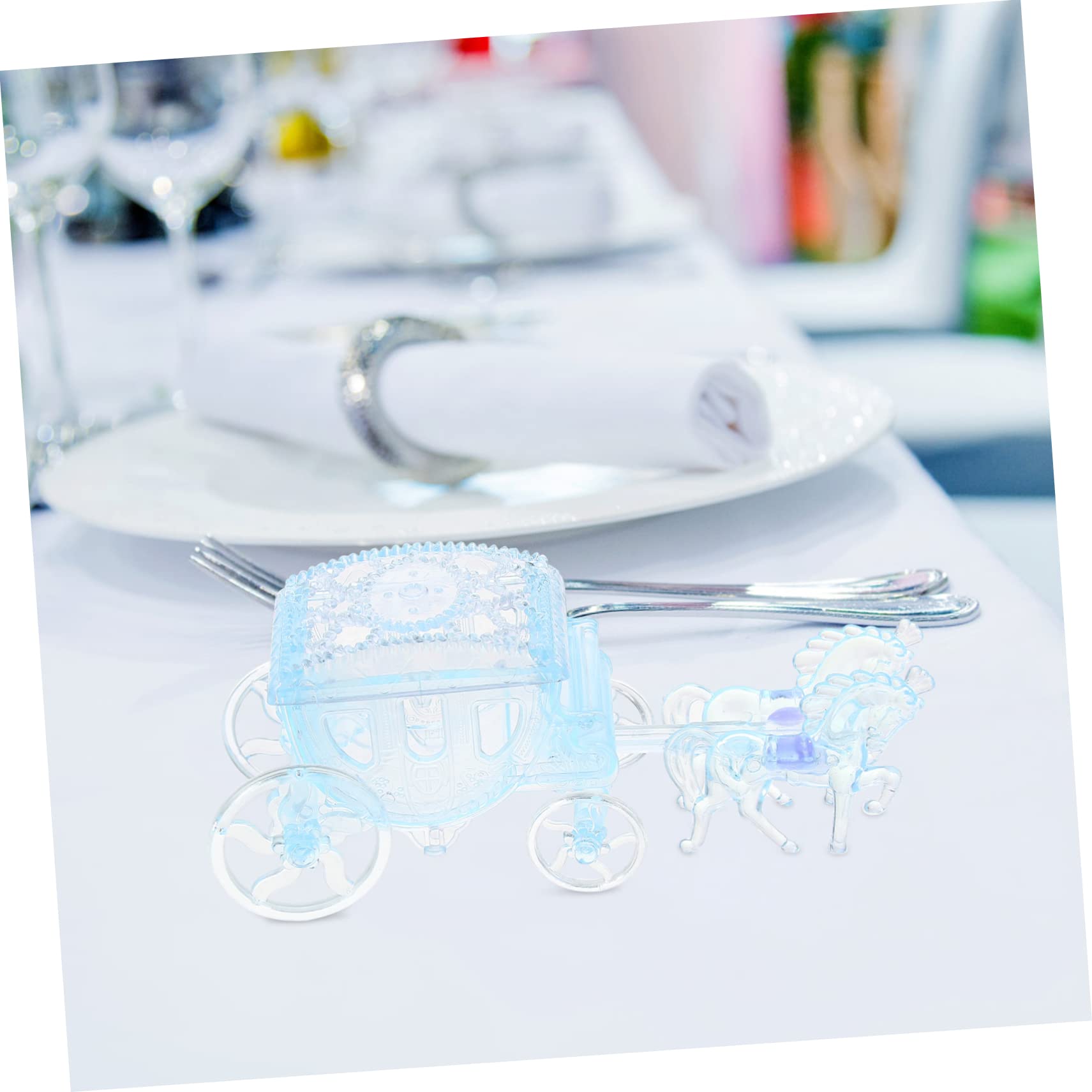 FELTECHELECTR Carriage Candy Box Clear Carriage Box for Wedding and Birthday Party Creative Candy Holder and Jewelry Box Transparent Design