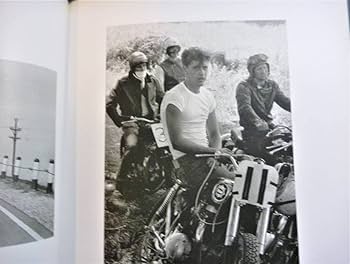 Amazon.co.jp: 大判写真集洋書ザバイクライダーズ THE