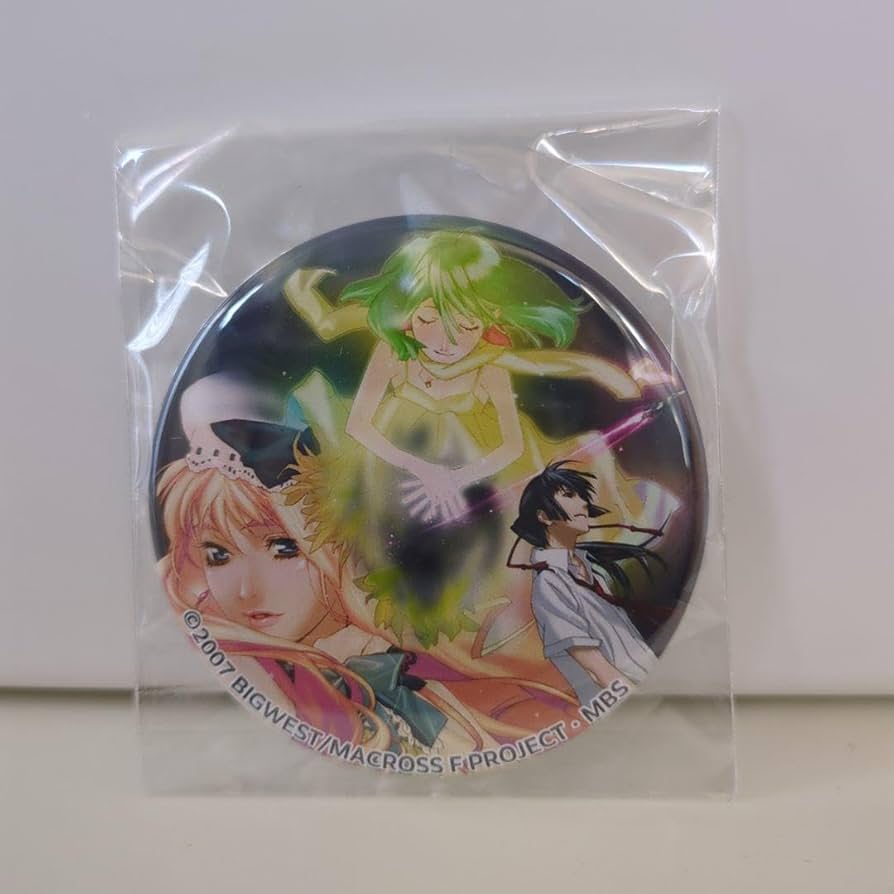 Amazon.co.jp: マクロスF オールタイムベストアルバム 缶バッジ