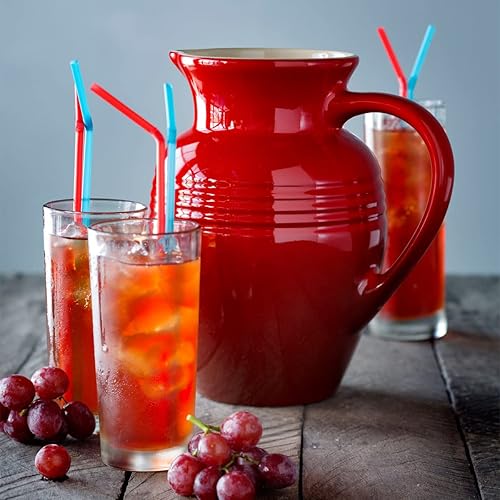 Miniatura 5 de Le Creuset - Jarra de cerámica 2 cuartos de galón color cereza