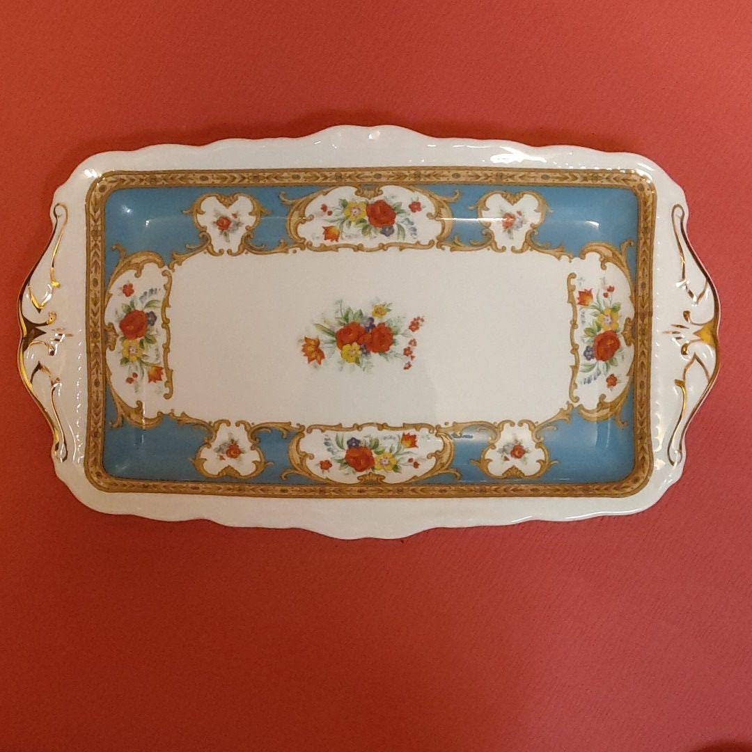 新品 ロイヤルアルバートサンドイッチトレー リバティーローズ