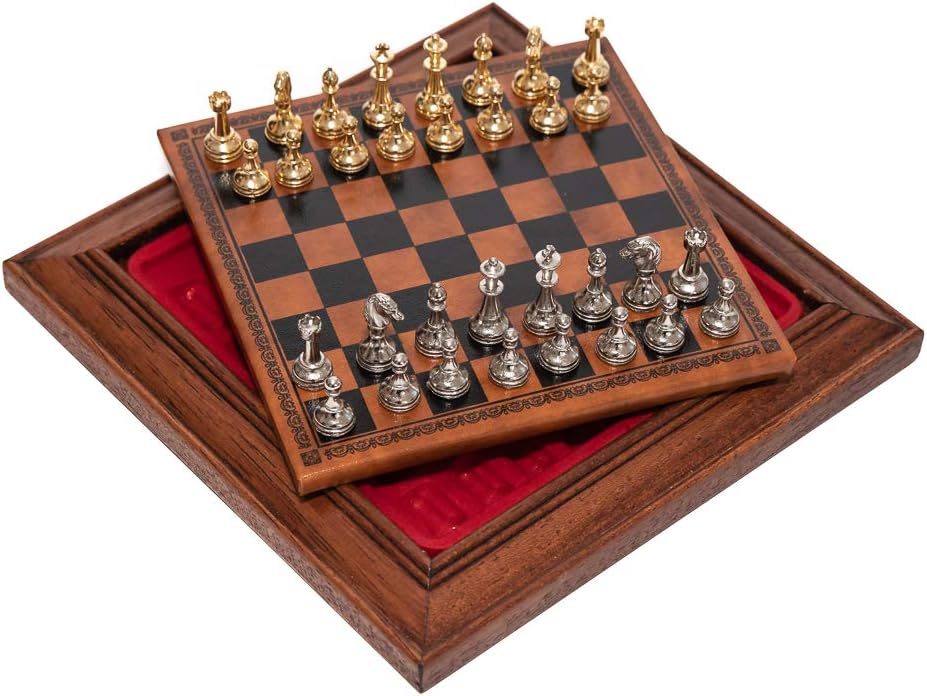 Bello Collezioni – Little Italy Magnetic Mini Chess Set with 24K Gold- & Silver-Plated Chessmen and Two Extra Queens, Made in Italy