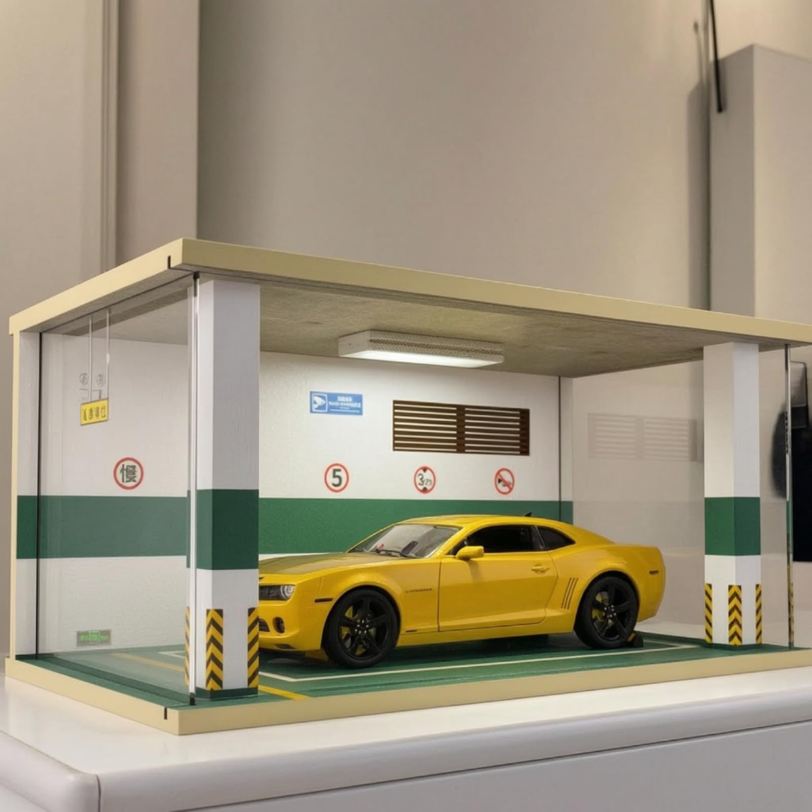 Detailgetreu Parkhaus-Diorama