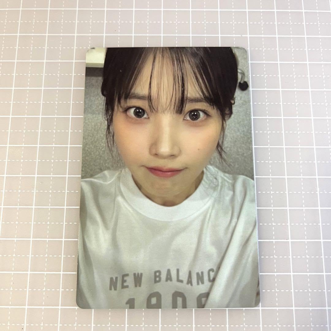 Amazon.co.jp: IU トレカ 公式 the winning : おもちゃ