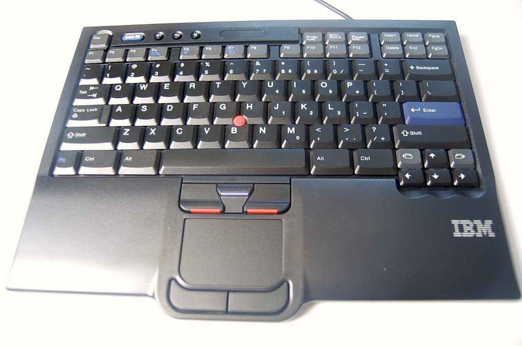 Amazon.com: IBM UltraNav Travel Keyboard 89P8500 : Electronics