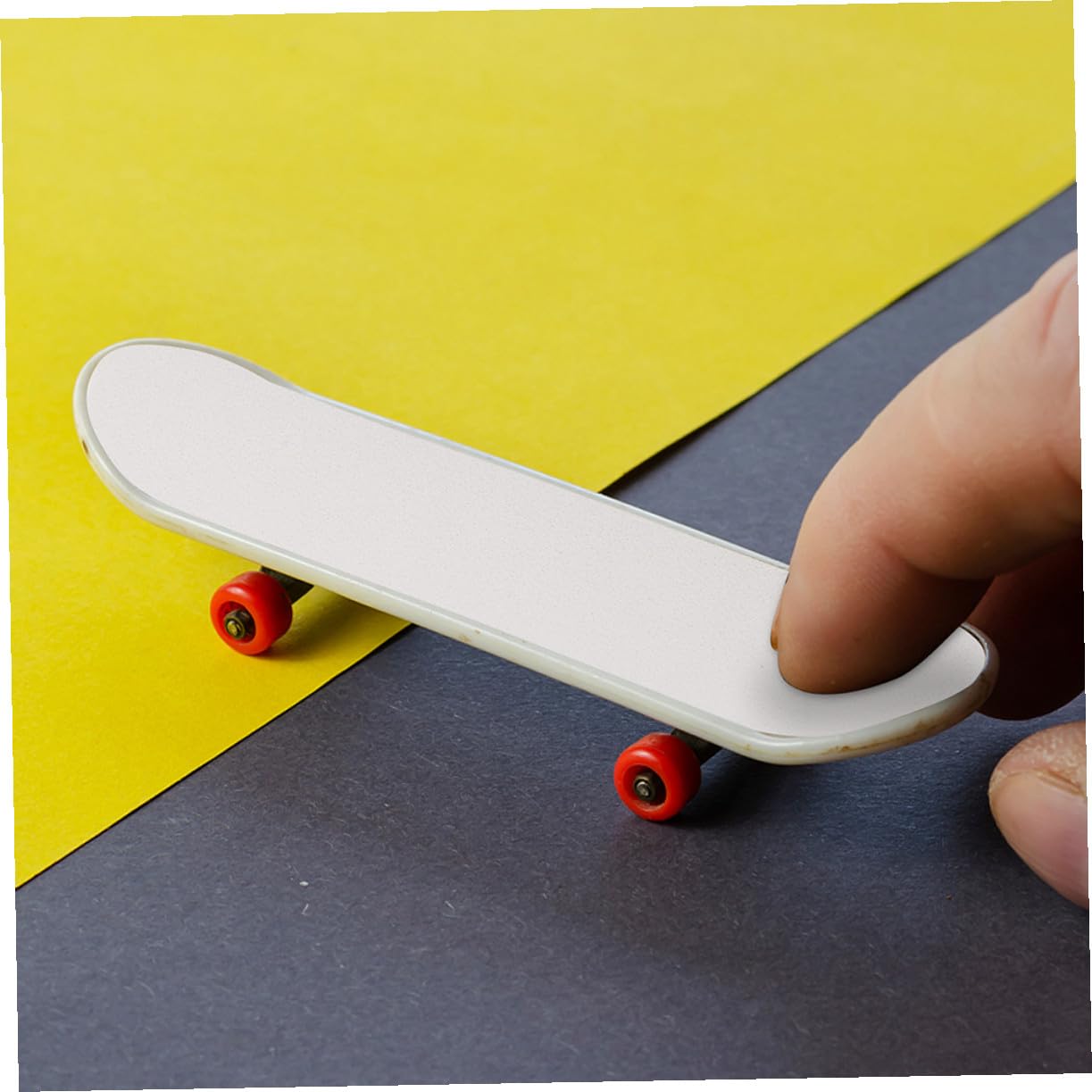 5 Stück Weißes Schaumstoff Griptape für Finger Skateboards rutschfeste Weiche Matte für Fingerboard Skateboarding Enthusiasten