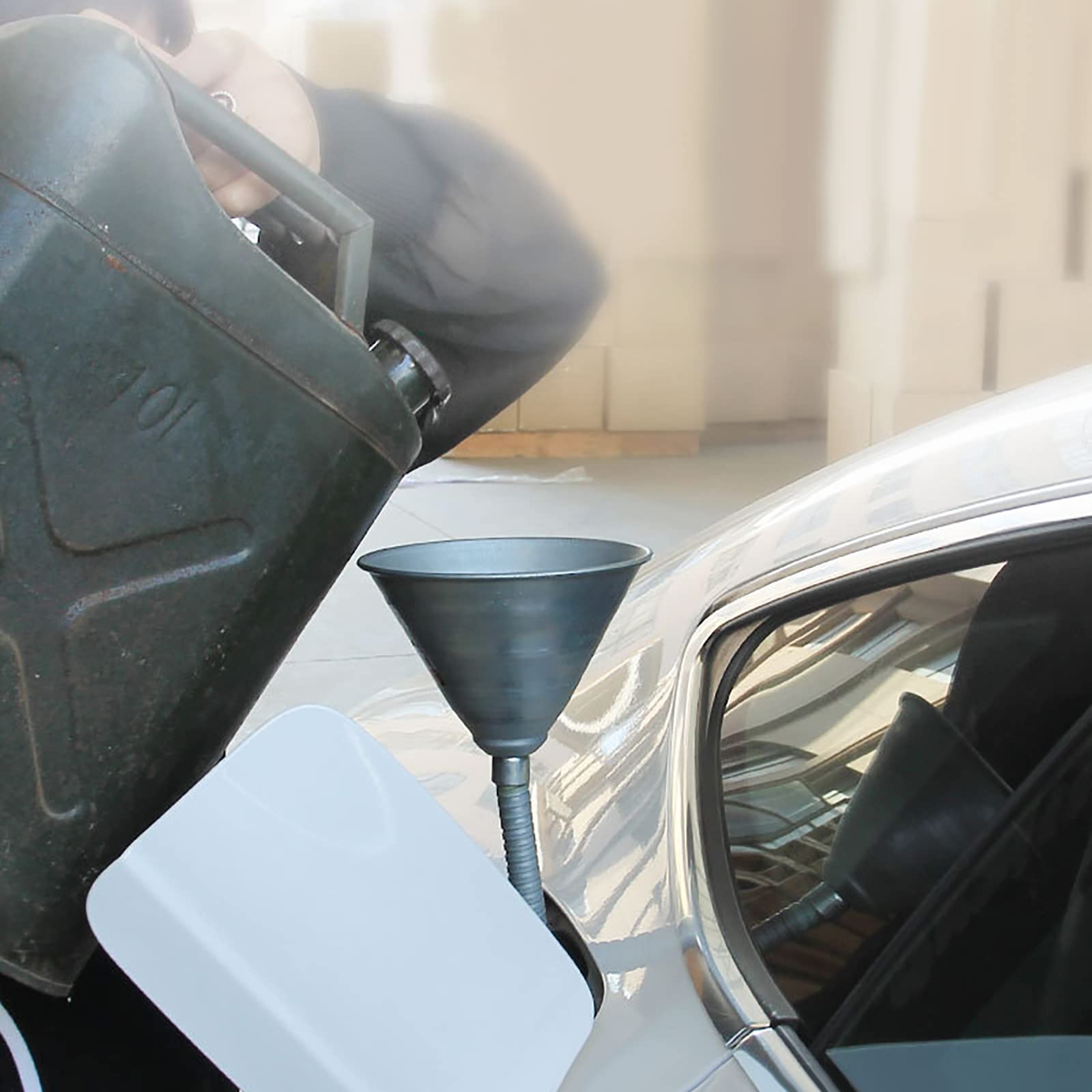 Lejek z wężem, lejek na benzynę: elastyczny metalowy lejek do napełniania z sitkiem, lejek paliwa do samochodów, motocykli, olejów, wody, oleju napędowego, innych cieczy