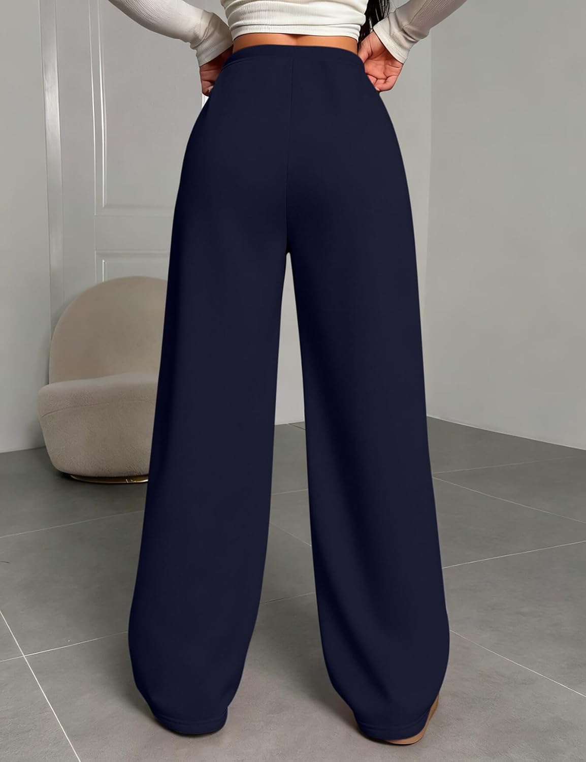 HeSaYep Women's Fleece Lined Sweatpants V-Waisted Wide Leg Sweat Pants Winter Warm Pants with Pockets - Image 2