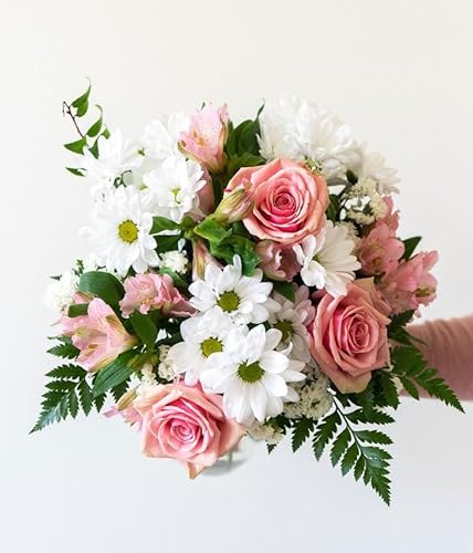 From You Flowers Dreaming In Daisies Bouquet With Glass Vase (Fresh Flower Bouquets) Birthday thumb #1